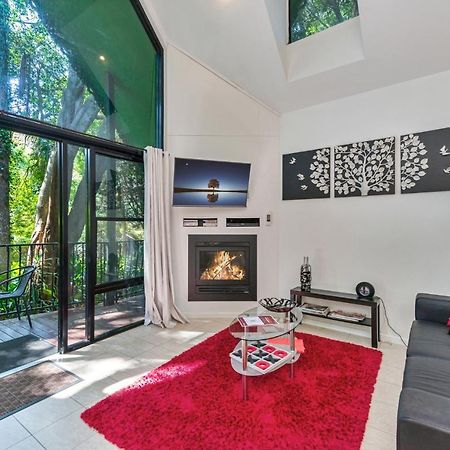 Chalet On Gallery Walk - King Bed, Spa, Fireplace, Wifi & Netflix, Linger A While Mount Tamborine Dış mekan fotoğraf
