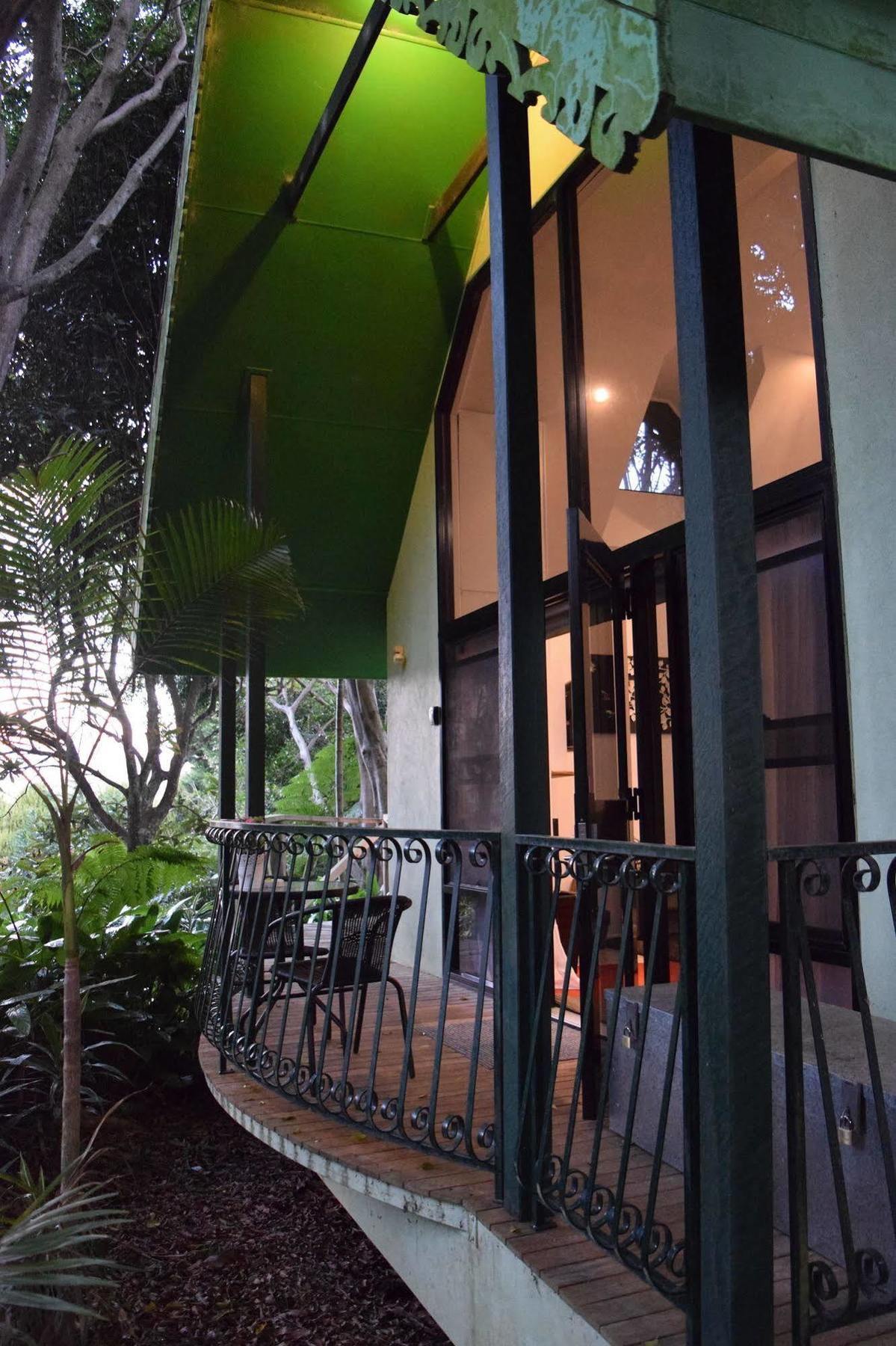 Chalet On Gallery Walk - King Bed, Spa, Fireplace, Wifi & Netflix, Linger A While Mount Tamborine Dış mekan fotoğraf